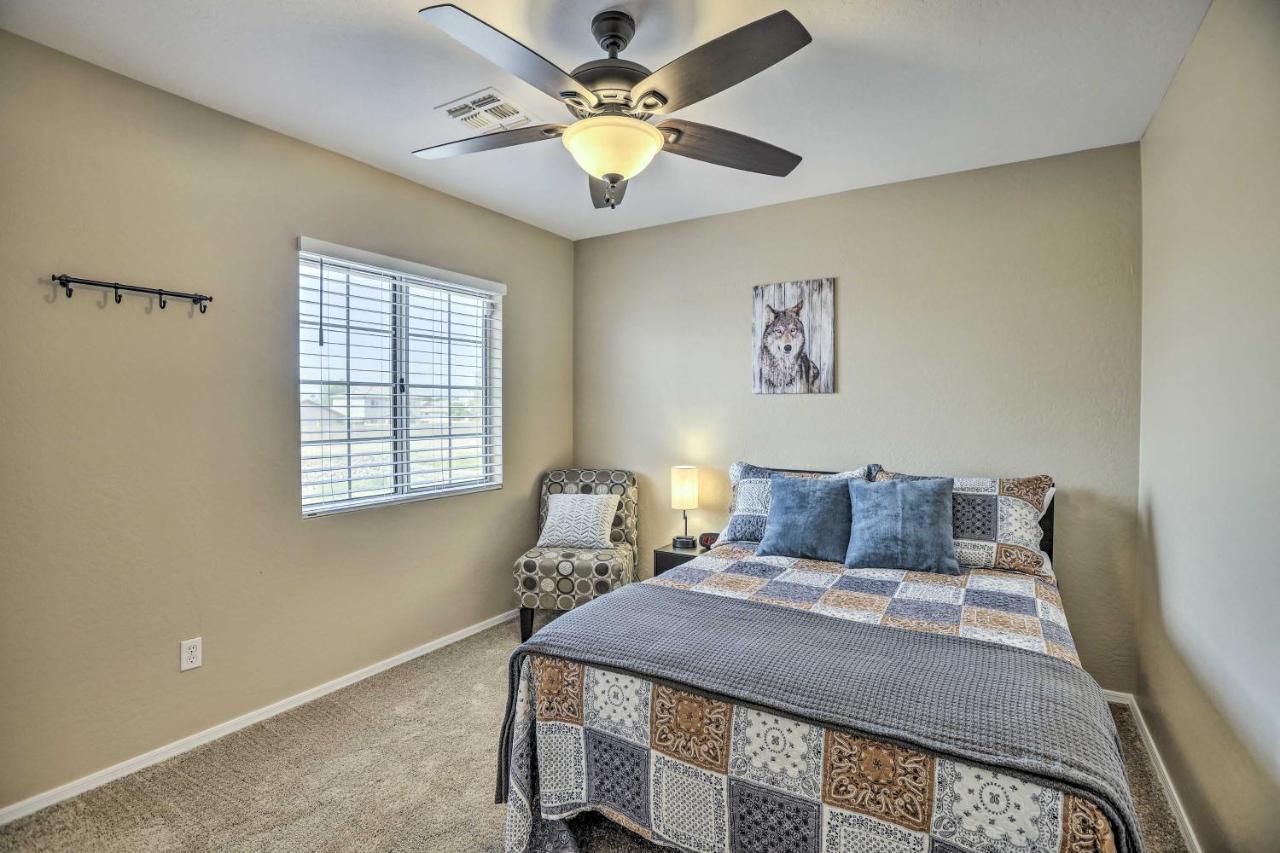 Dreamy El Mirage Oasis Less Than 12 Mi To Golf And Hike Exterior foto
